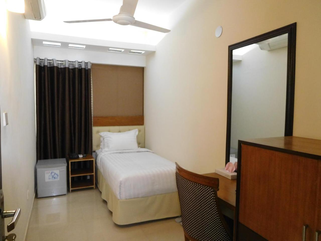 Lakewood Residency Dhaka Buitenkant foto