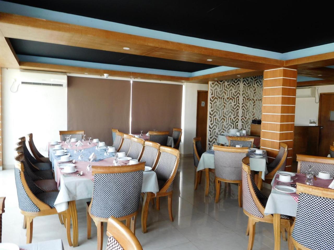 Lakewood Residency Dhaka Buitenkant foto