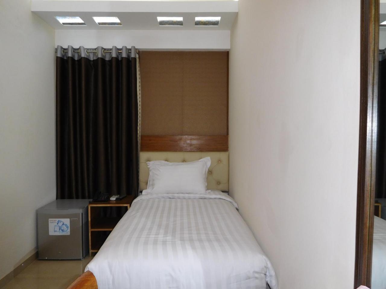 Lakewood Residency Dhaka Buitenkant foto